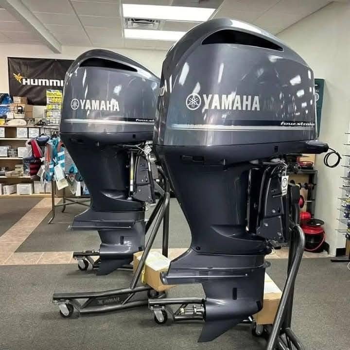 Twin Yamaha F300XCA Outboard Motor - Image 5