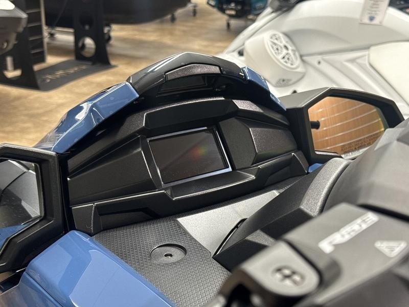 2025 Yamaha VX Cruiser HO with Audio - Image 7