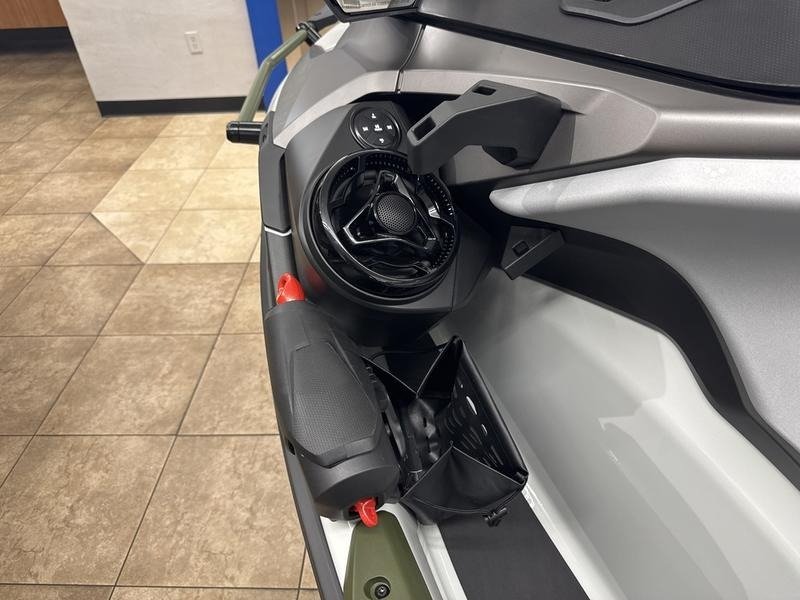 Buy 2025 Sea-Doo FishPro Apex 300 - Image 10