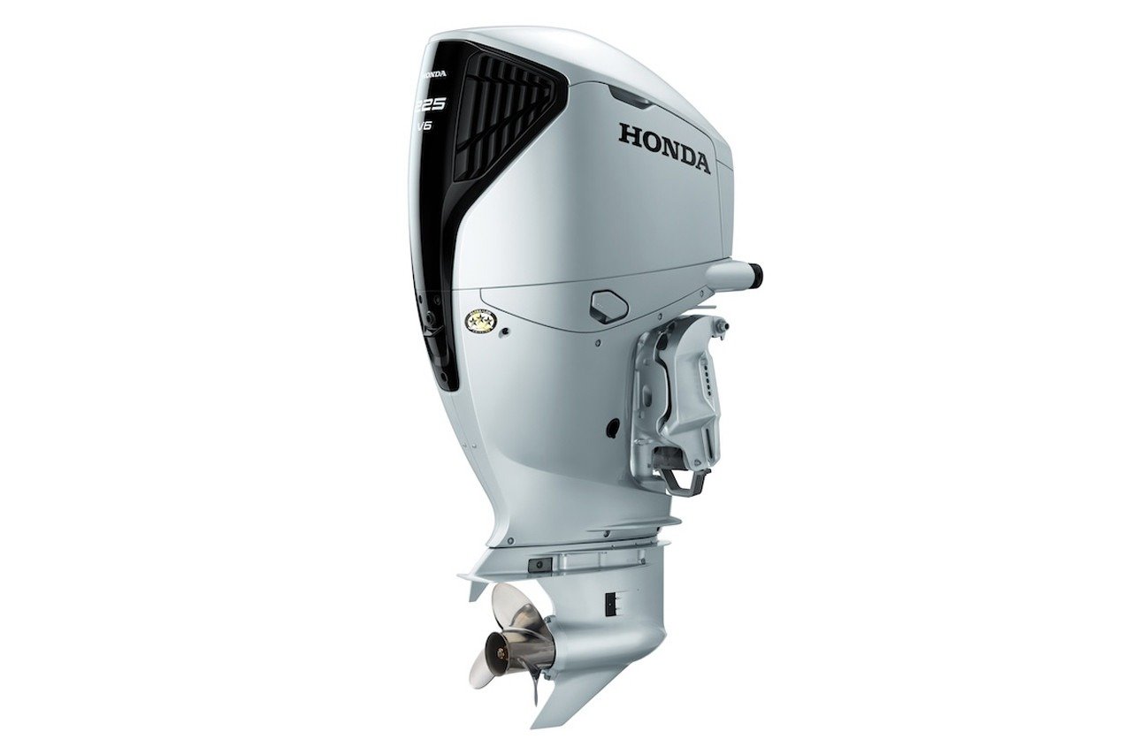 225hp Honda Outboard Engine | Remote Mechanical, Electric Start, 30" Shaft | BF225DK1URA
