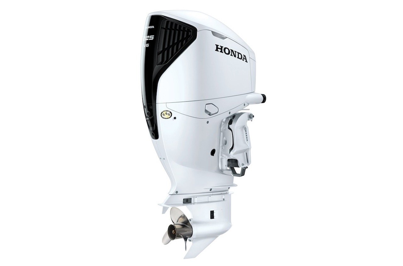 Honda 225hp Outboard White | Remote Mechanical, Electric Start, 25" Shaft | BF225DK1XRA