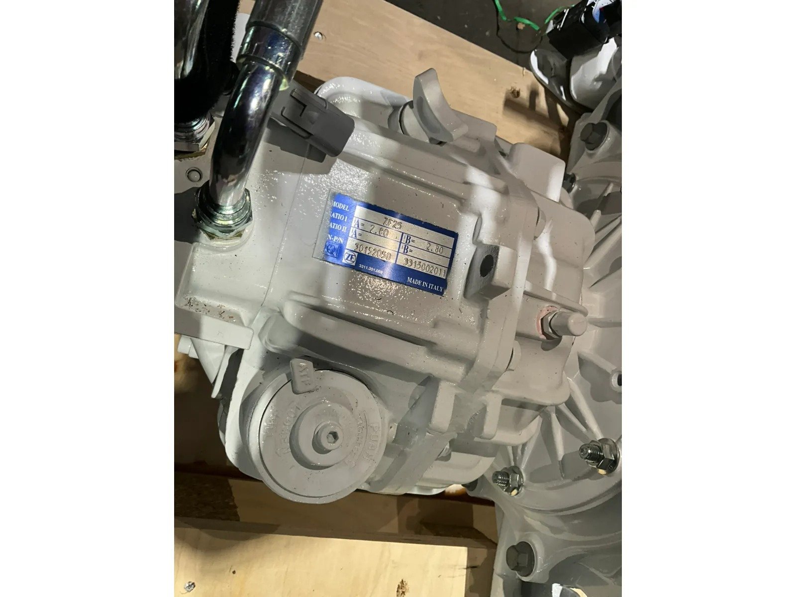 Mercury 115HP 2.0L diesel inboard Engine - Image 5